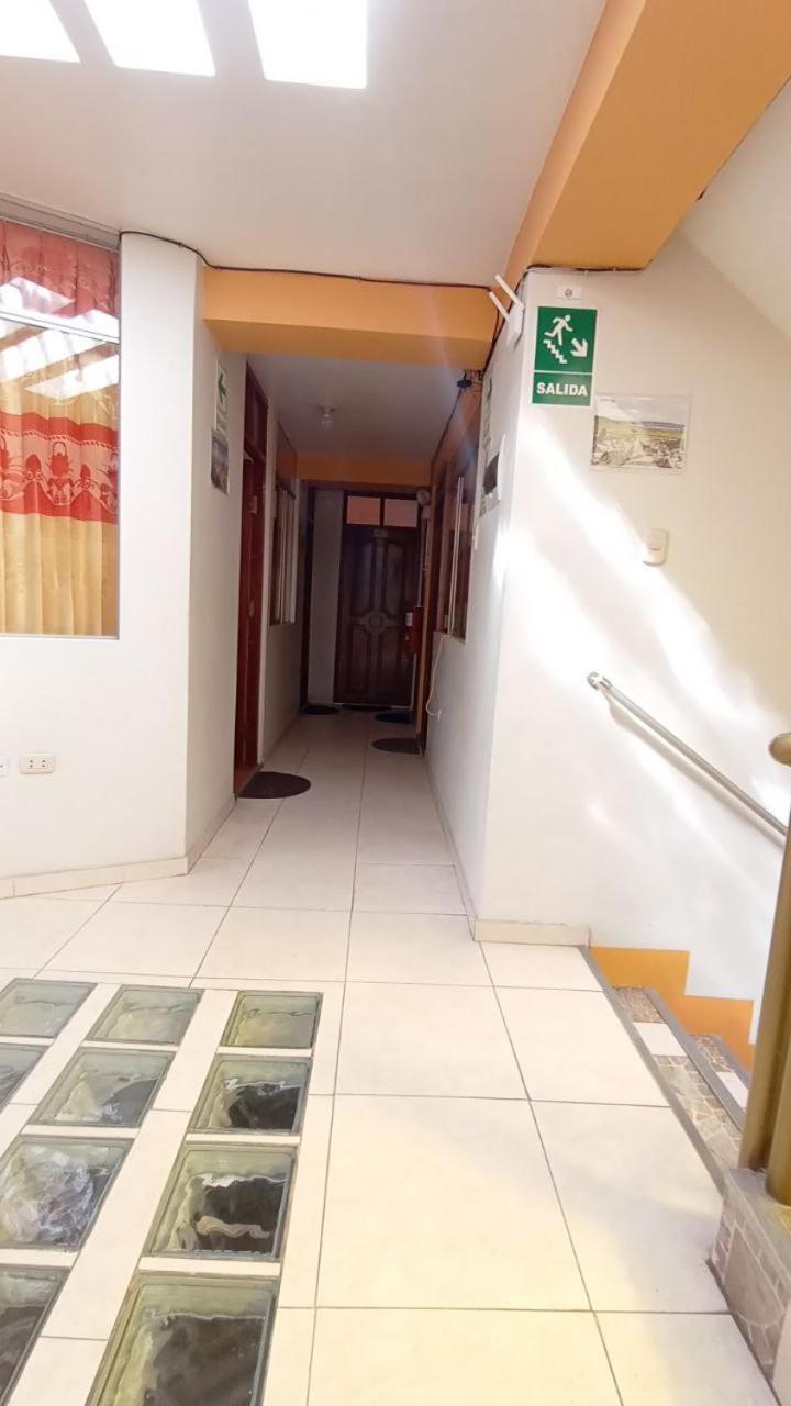 Hostal Acuarius Puno Eksteriør bilde
