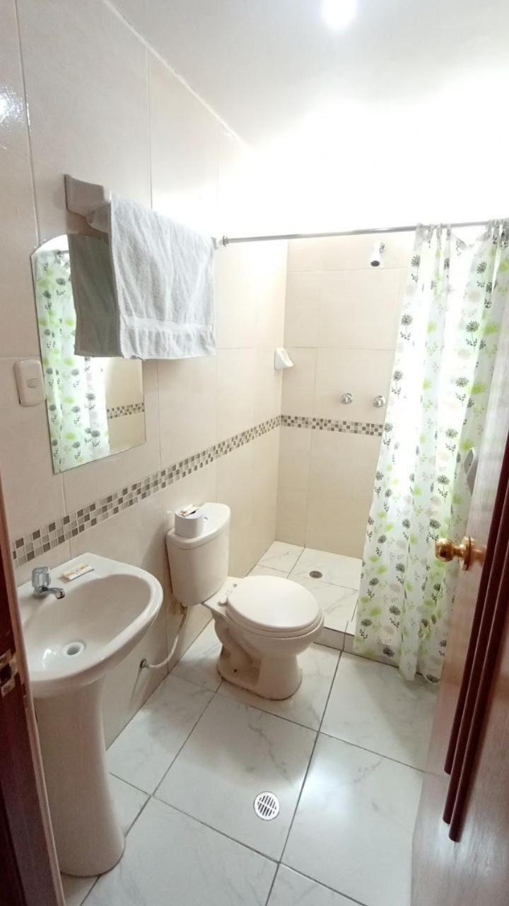 Hostal Acuarius Puno Eksteriør bilde