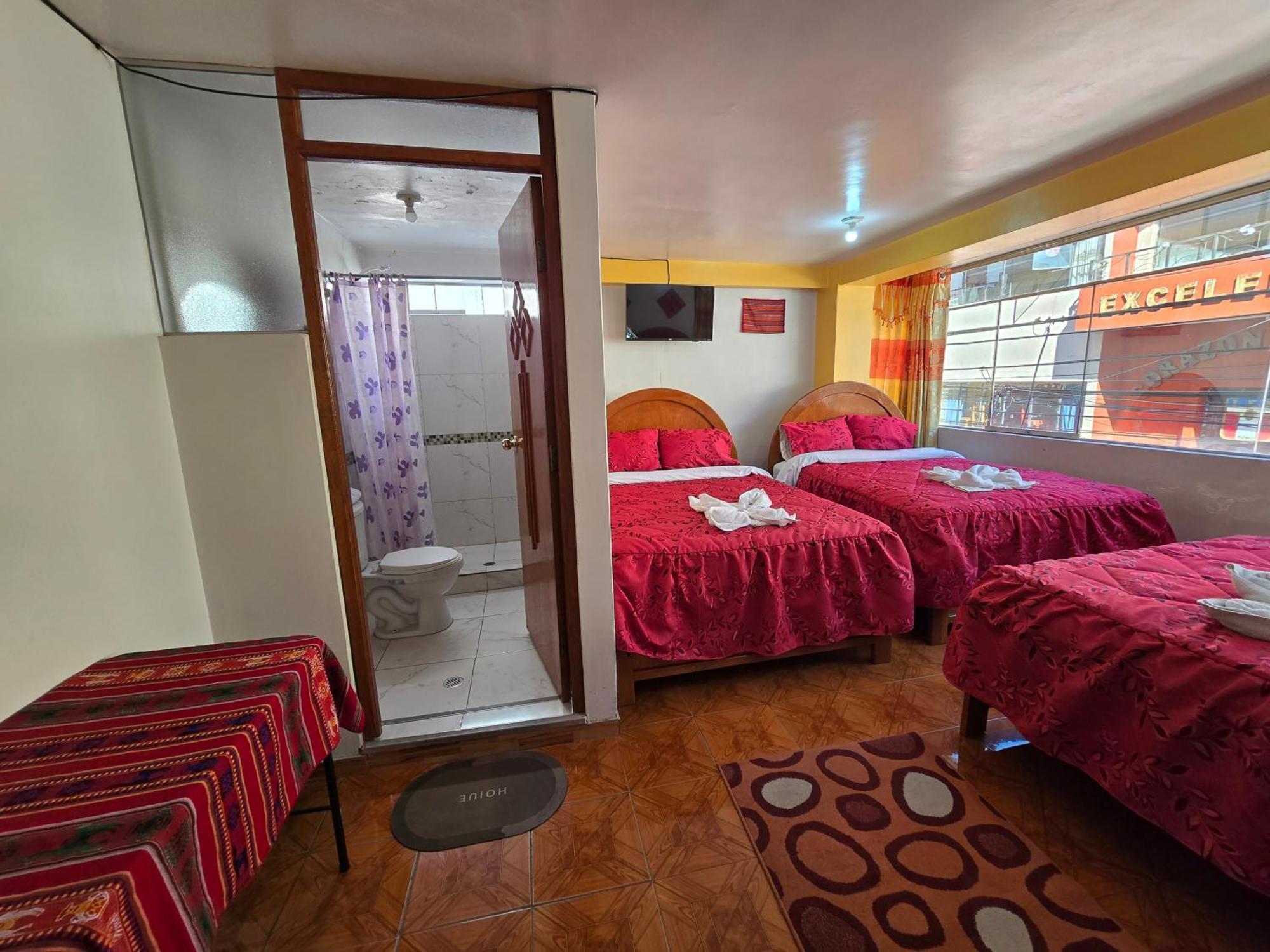 Hostal Acuarius Puno Eksteriør bilde