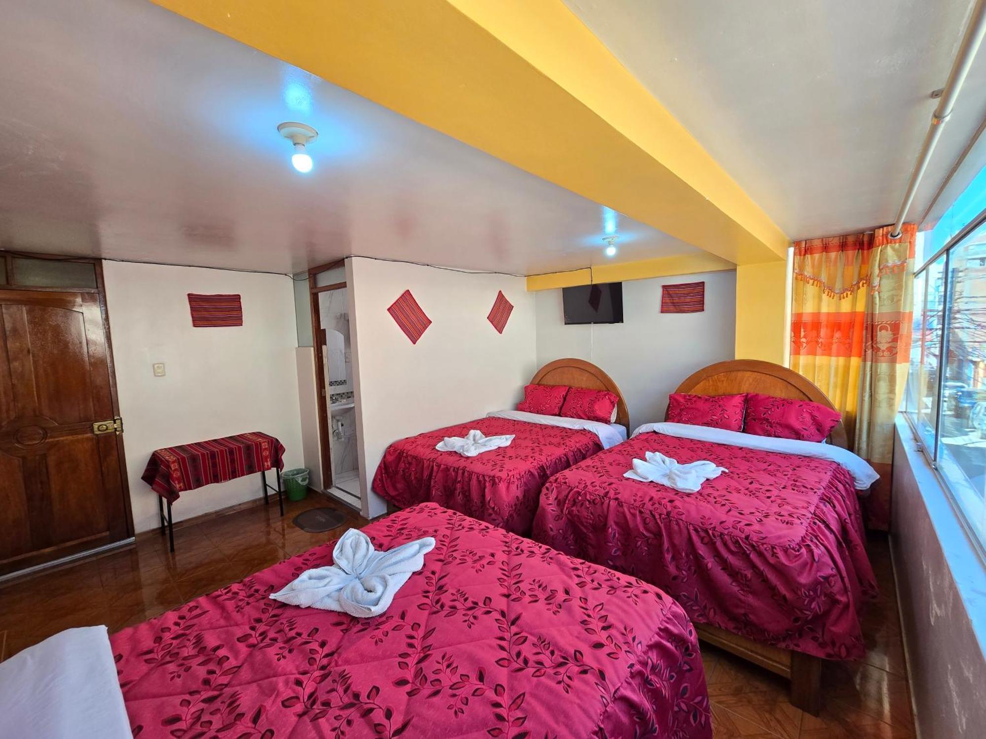 Hostal Acuarius Puno Eksteriør bilde