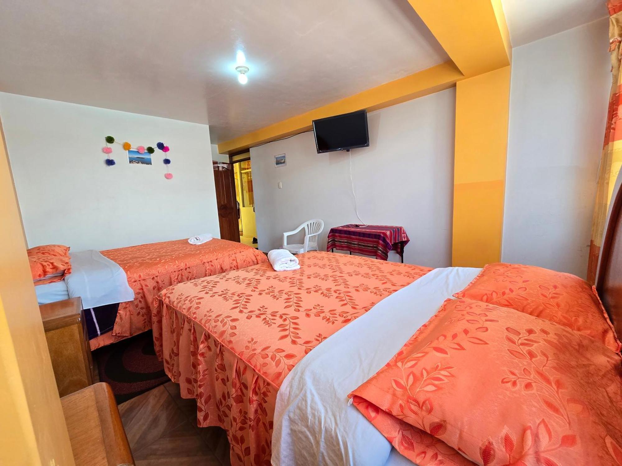 Hostal Acuarius Puno Eksteriør bilde