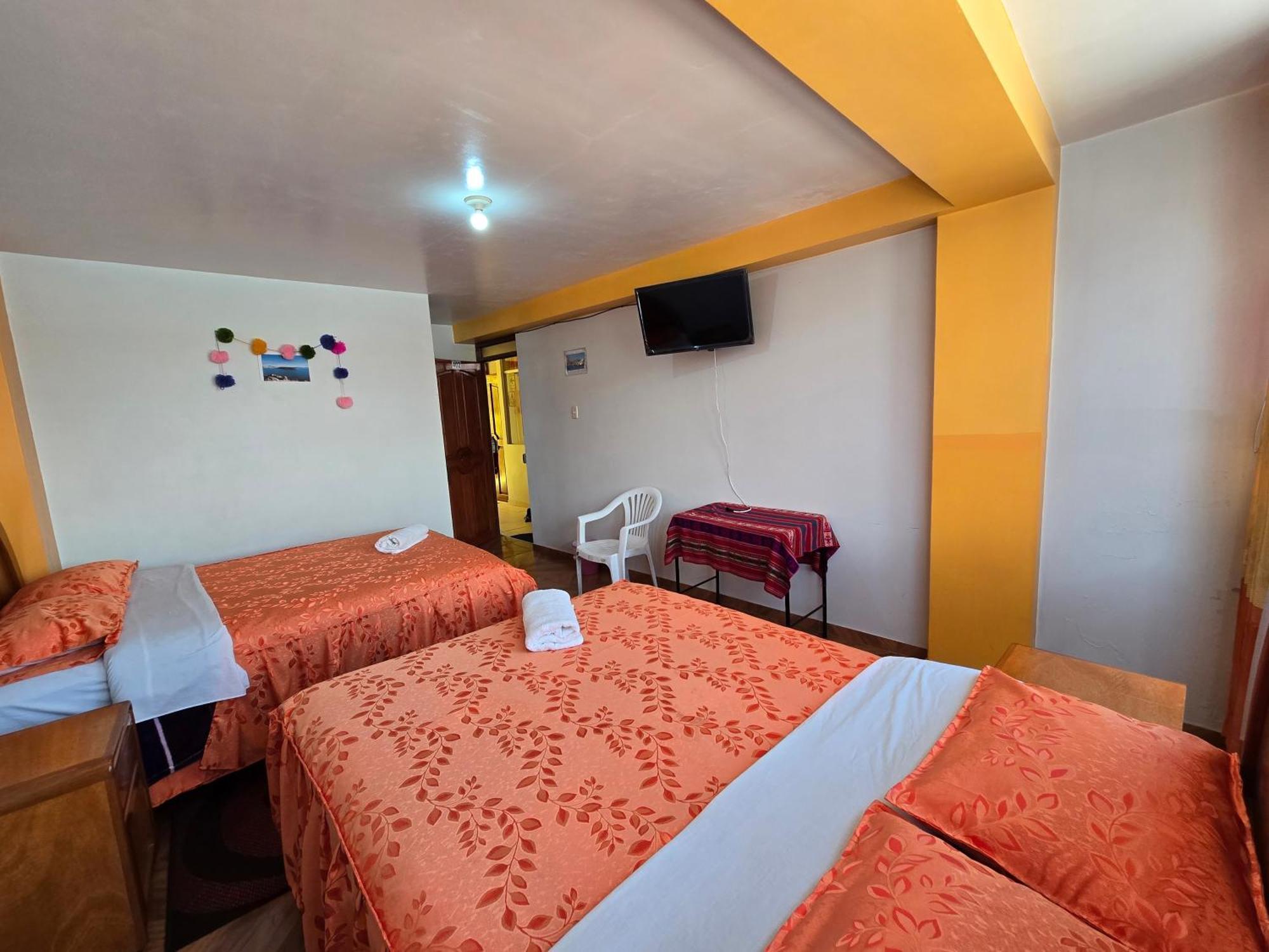 Hostal Acuarius Puno Eksteriør bilde